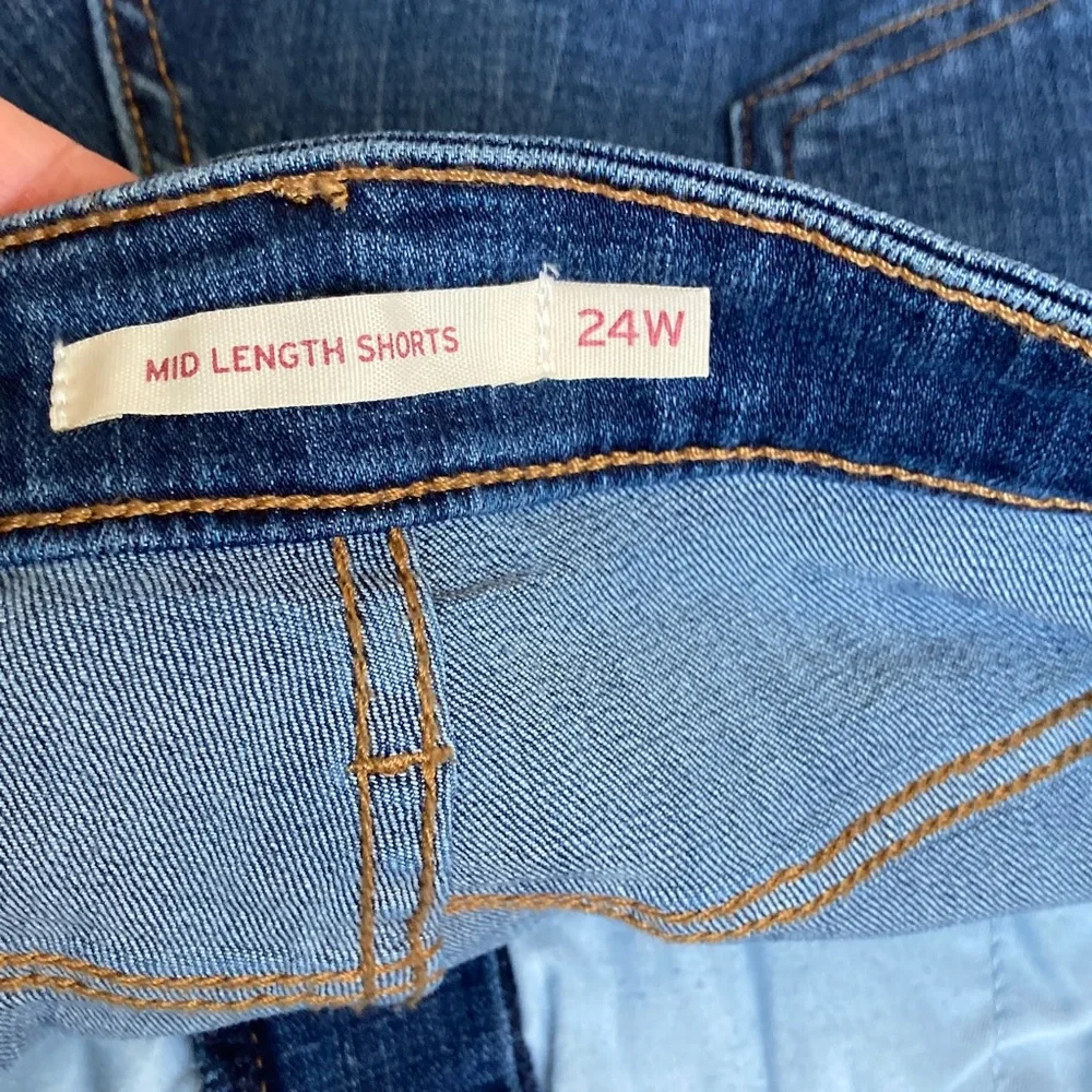 Levi's Jean Short mid length denim short mid rise cuffed 24W - Picture 6 of 17